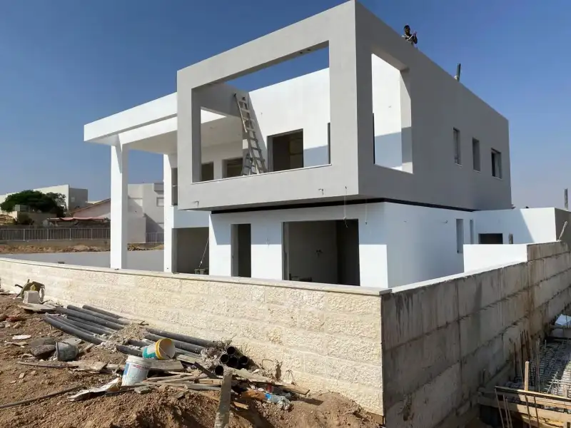 אנואר ידי זהב